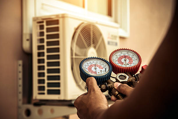 Professional Ac Installation technician working in Rehoboth, MA